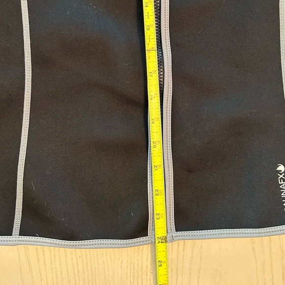 SaunaFx Women’s Sauna Vest - Picture 4 of 6